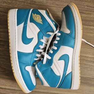Size 10 Mens Air Jordan 1 Mid "Aquatone"